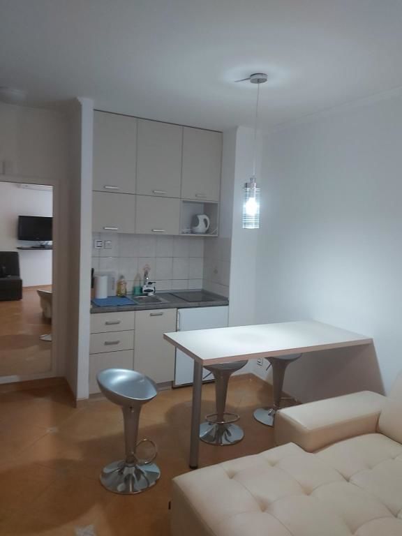 Апартаменты Apartman Igalo centar Игало-13